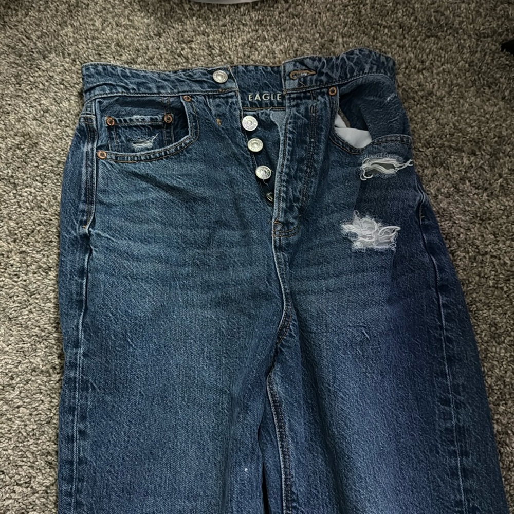 American eagle jeans in size 2